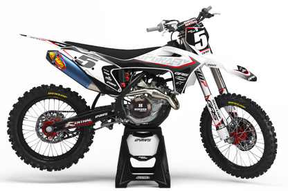GASGAS SOLITUDE KIT BLACK